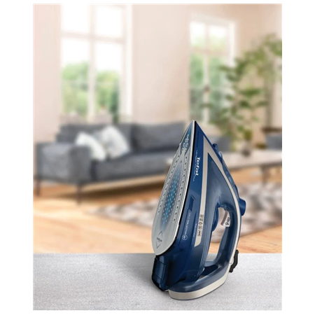TEFAL | Steam Iron | FV6830E0 | Steam Iron | 2800 W | Water tank capacity 270 ml | Continuous steam 50 g/min | Silver/Blue