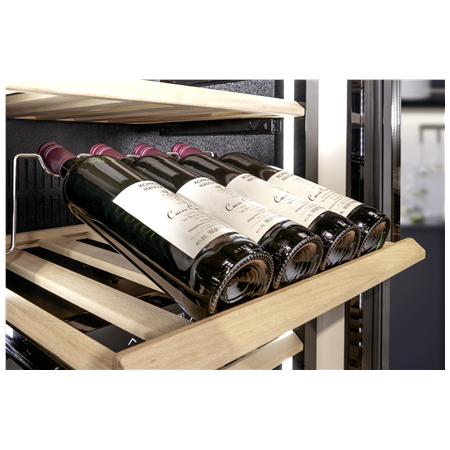 Caso | Wine Cooler | WineDeluxe WD 41 | Energy efficiency class F | Built-in | Bottles capacity 41 | Black