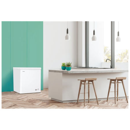 Candy | Freezer | CCHH 100E | Energy efficiency class E | Chest | Free standing | Height 84.5 cm | Total net capacity 97 L | Whi