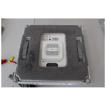 SALE OUT. SALE OUT. HUTT | Window Cleaning Robot | A1 | Corded | 6000 Pa | White | USED, DIRTY, DAMAGED PACKAGING