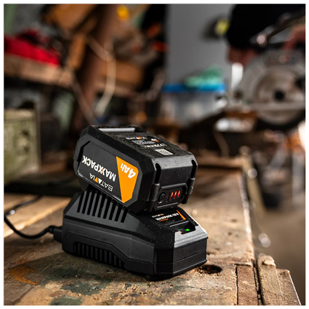 Batavia B.V. | 18V 4.5A Fast Charger