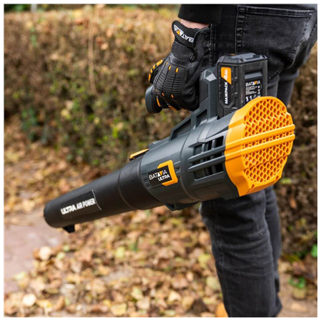 Batavia B.V. | 18V Cordless Leaf Blower - Without Battery and Charger