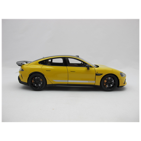 Xiaomi SU7 Ultra 1:18 Die-cast Model Car | Lightning Yellow | Zinc alloy, ABS, SAN, PVC