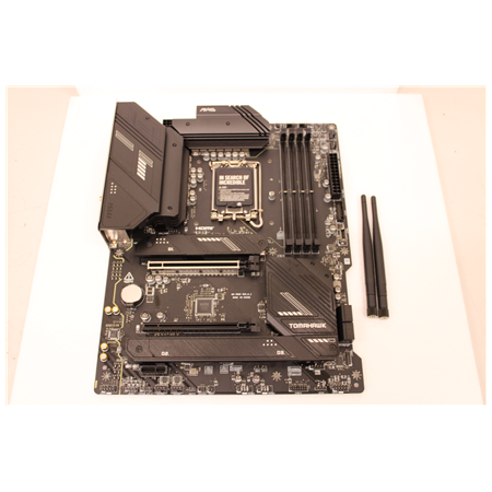 SALE OUT. MSI REFURBISHED, WITHOUT ORIGINAL PACKAGING AND MANUAL