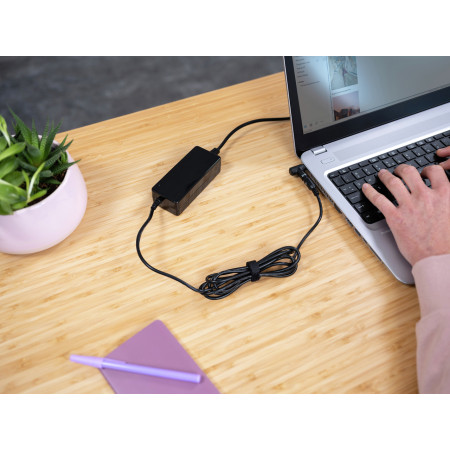 Maitinimo adapteris TRUST Primo 45W Juodas