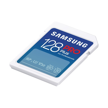 Samsung PRO Plus SDXC 128GB UHS-I U3 su skaitytuvu