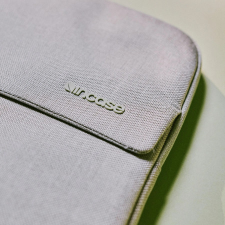 Incase Crosstown Sleeve Woolenex MacBook Pro 16"