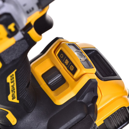 DeWalt 18V XR Akumuliatorinis Gręžtuvas su Poveikiu 2x5Ah