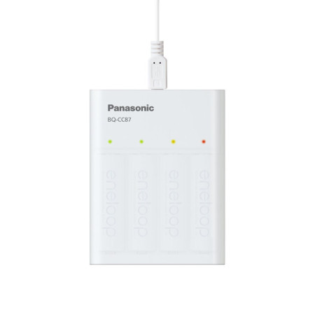 Panasonic Smartplus USB su 4 x AA Eneloop 2000 mAh