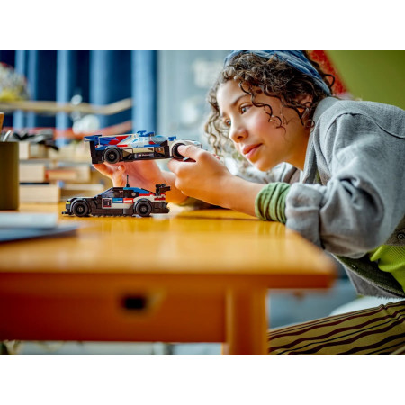 LEGO Speed Champions 76922 BMW M4 GT3 & BMW M Hybrid V8