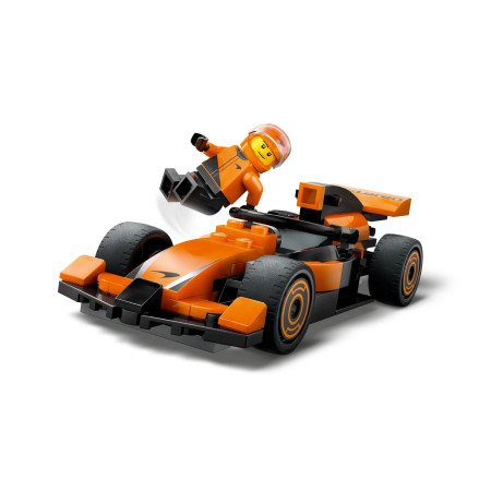 LEGO City 60442 F1 vairuotojas ir McLaren bolidas