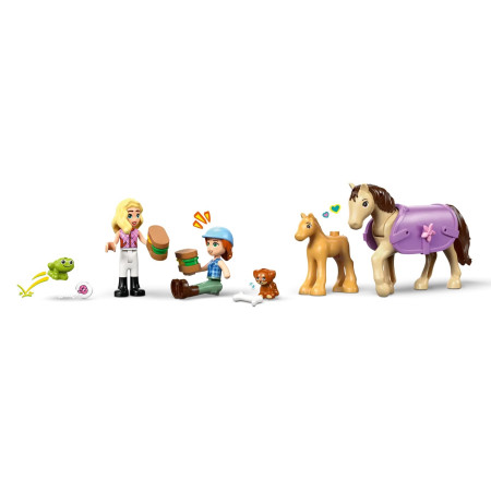 LEGO Friends Prikabinta su arkliu ir kumeliuku