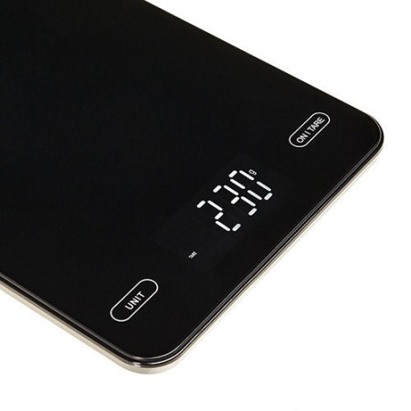 Adler AD 3177 skaitmeninė svarstyklė (Juoda)