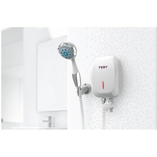 Momentinis elektrinis vandens &scaron;ildytuvas TESY 7kW BAH (voniai)